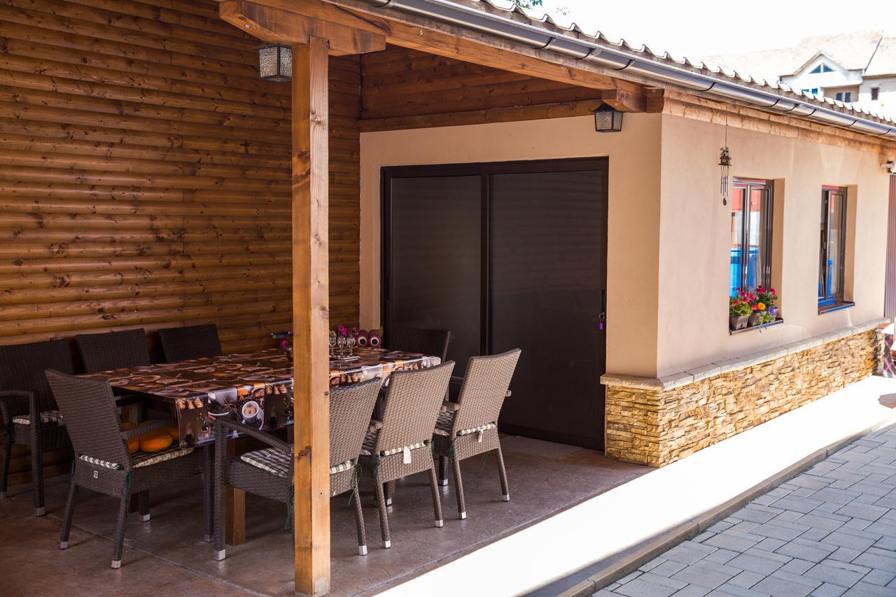 Casa Alexandra Hotel Deva Exterior photo